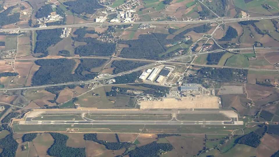 Letiště Girona — pohled na letiště