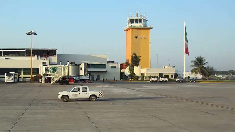 Letiště Puerto Vallarta — pohled na letiště