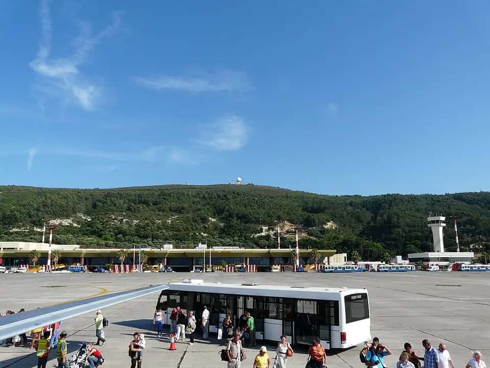 Letiště Rhodos — pohled na letiště