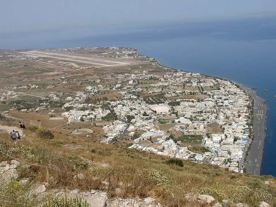 Letiště Santorini — pohled na letiště
