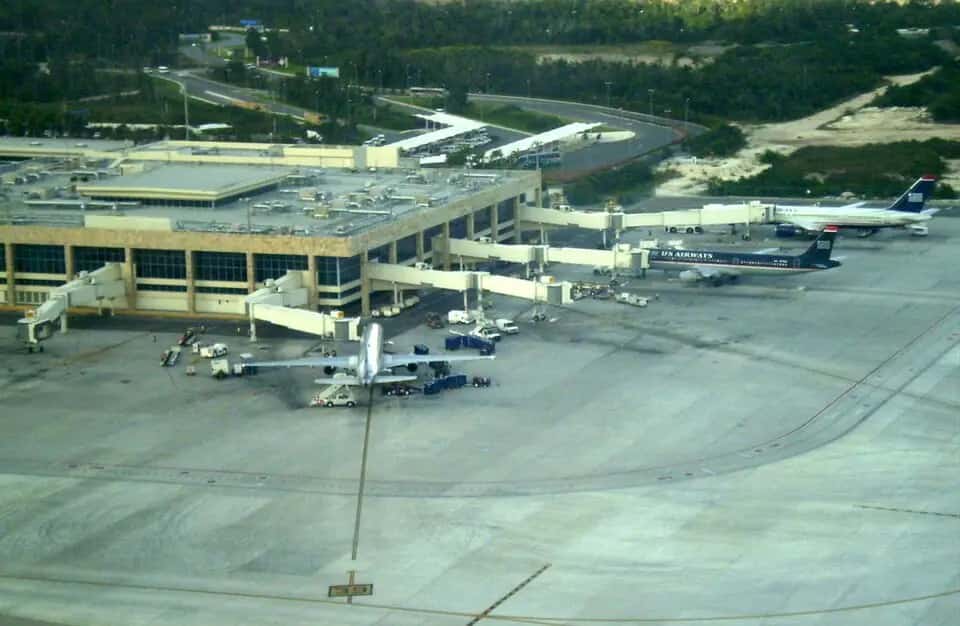 Mezinárodní letiště Cancún — pohled na letiště