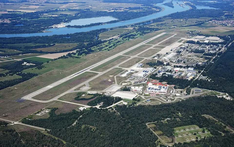 Letiště Karlsruhe — pohled na letiště