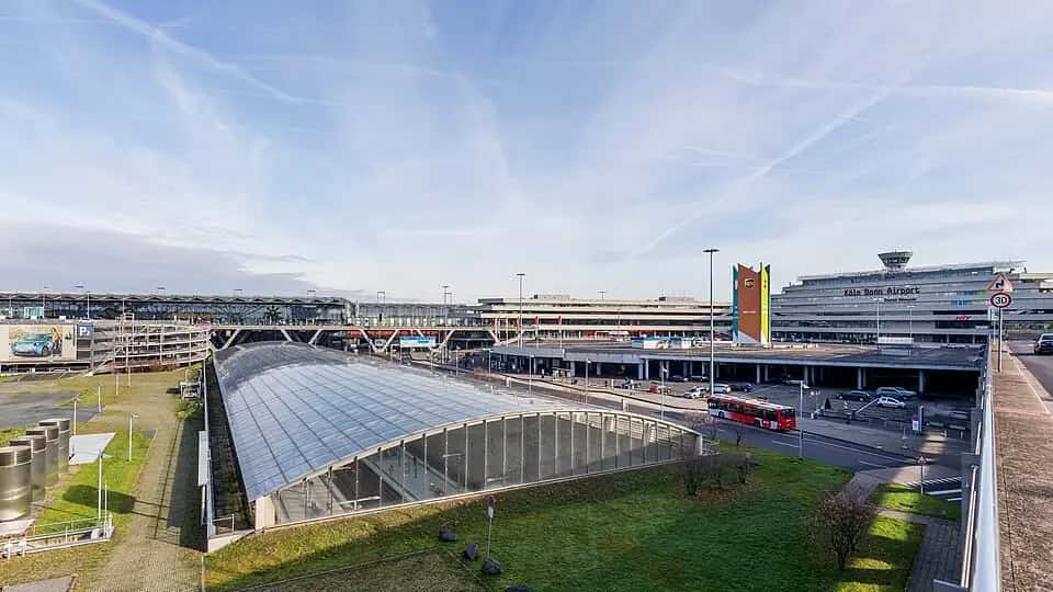Letiště Kolín/Bonn — pohled na letiště