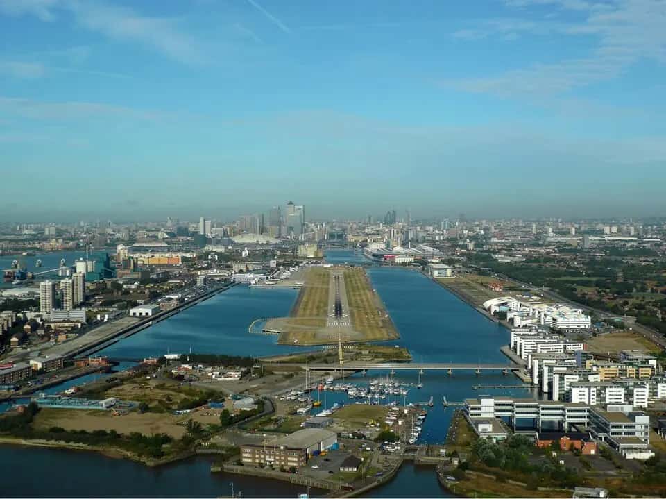 Letiště London City — pohled na letiště
